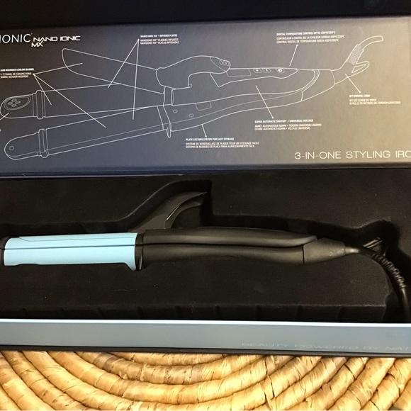 BIO IONIC 3-in-1 styling iron - Picture 3 of 7